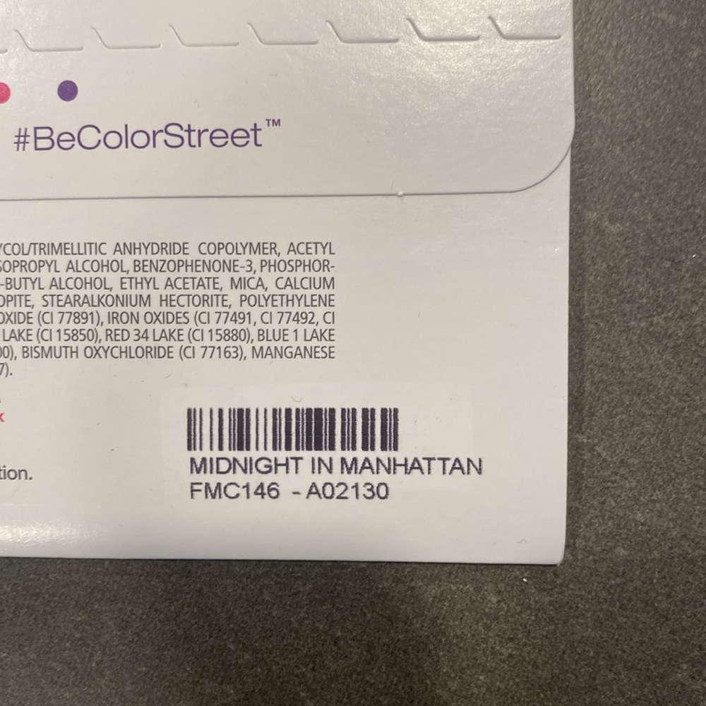 Color street - Picture 3 of 4